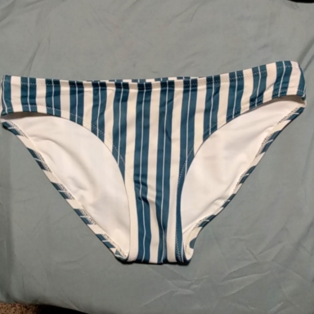 Old Navy swimsuit bottoms